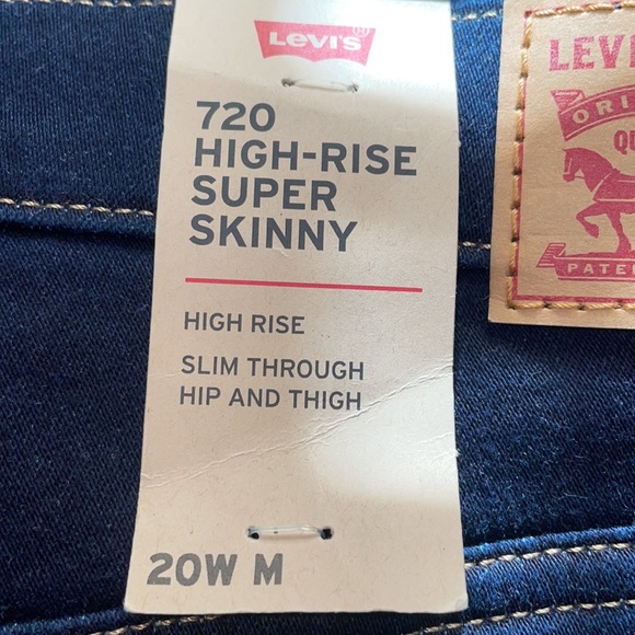 Levi skinny jeans - Picture 7 of 9